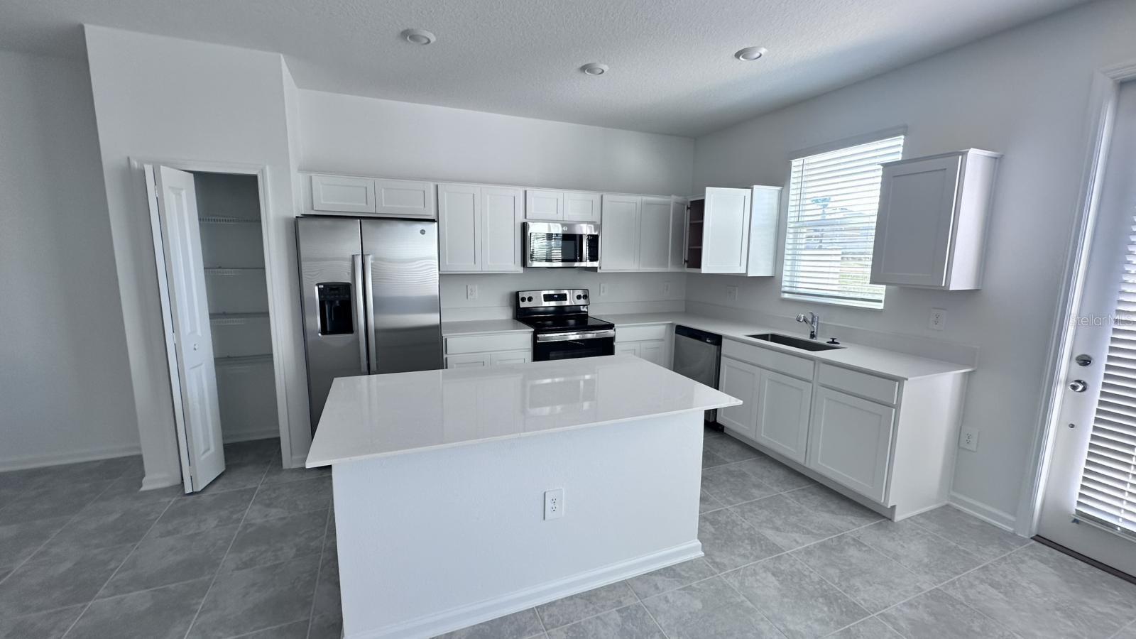 318 BOGEY DR, DAVENPORT, FL, 33896