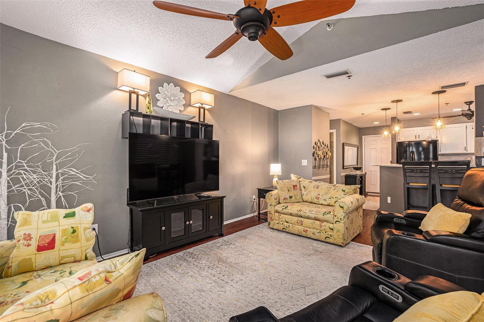 5727 BISCAYNE CT #305, NEW PORT RICHEY, FL, 34652