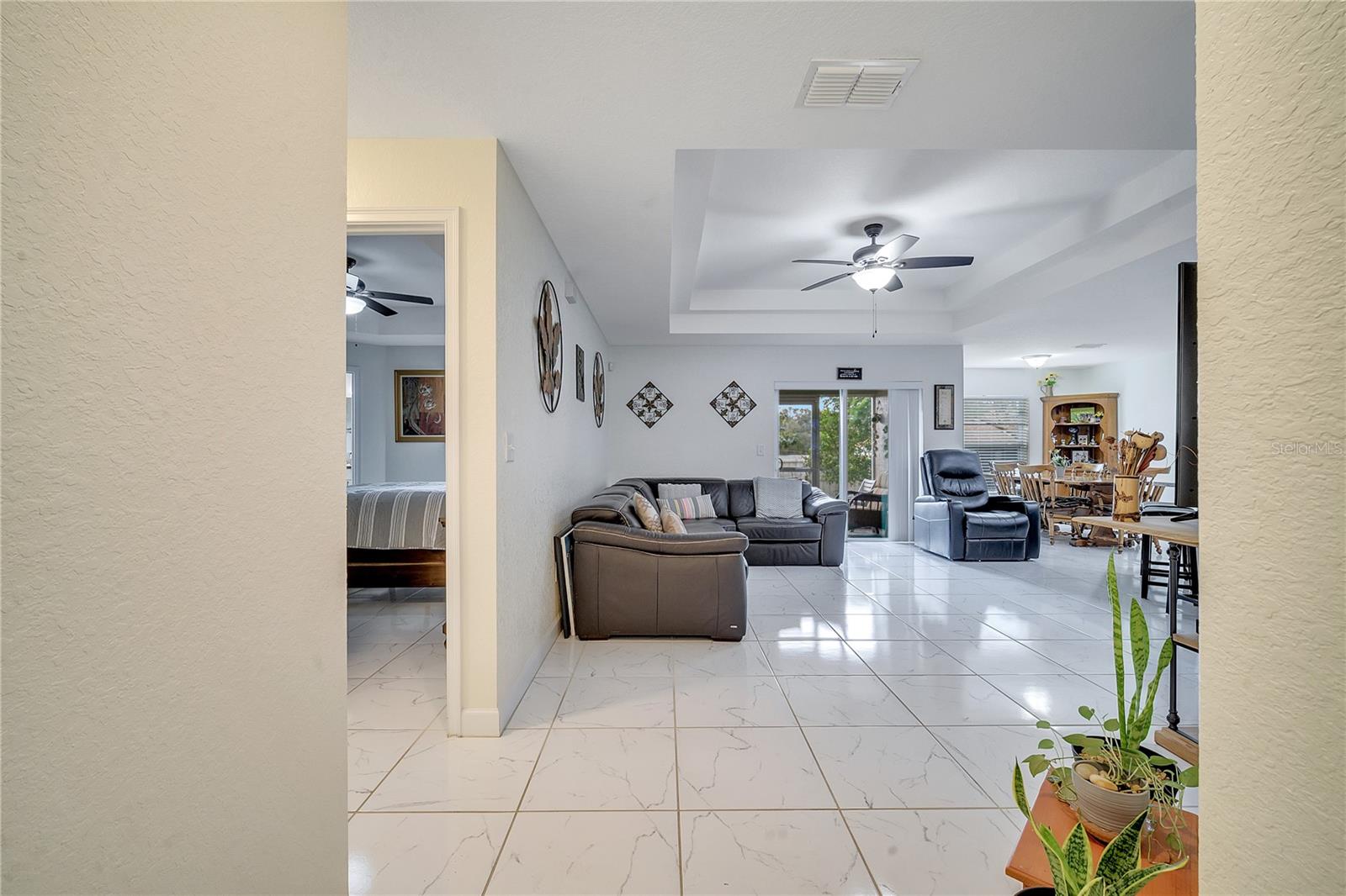 203 NORTH CIR, DAVENPORT, FL, 33837
