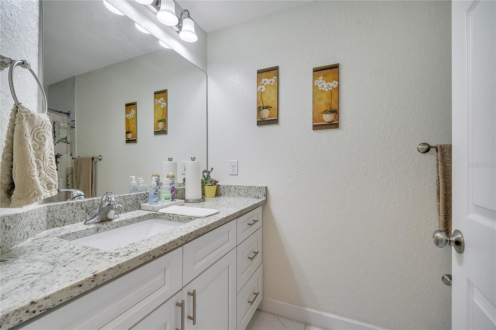 203 NORTH CIR, DAVENPORT, FL, 33837