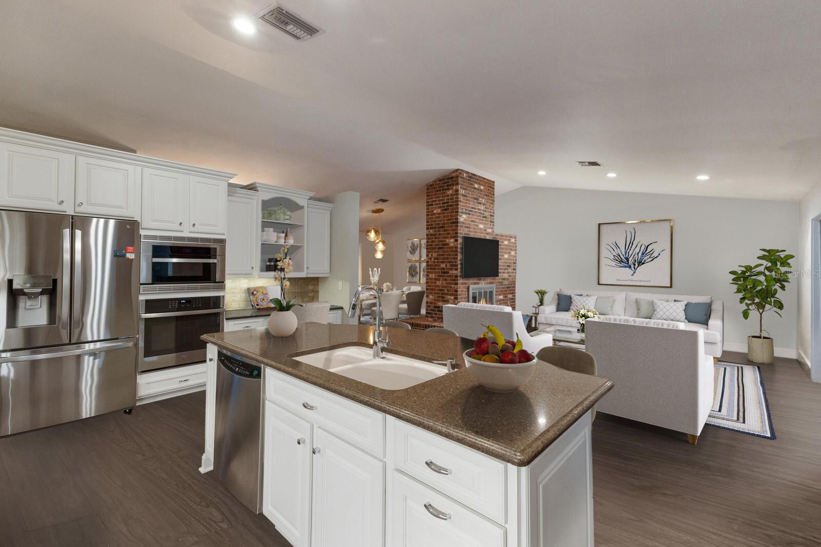 543 HILLCREST DR, BRADENTON, FL, 34209