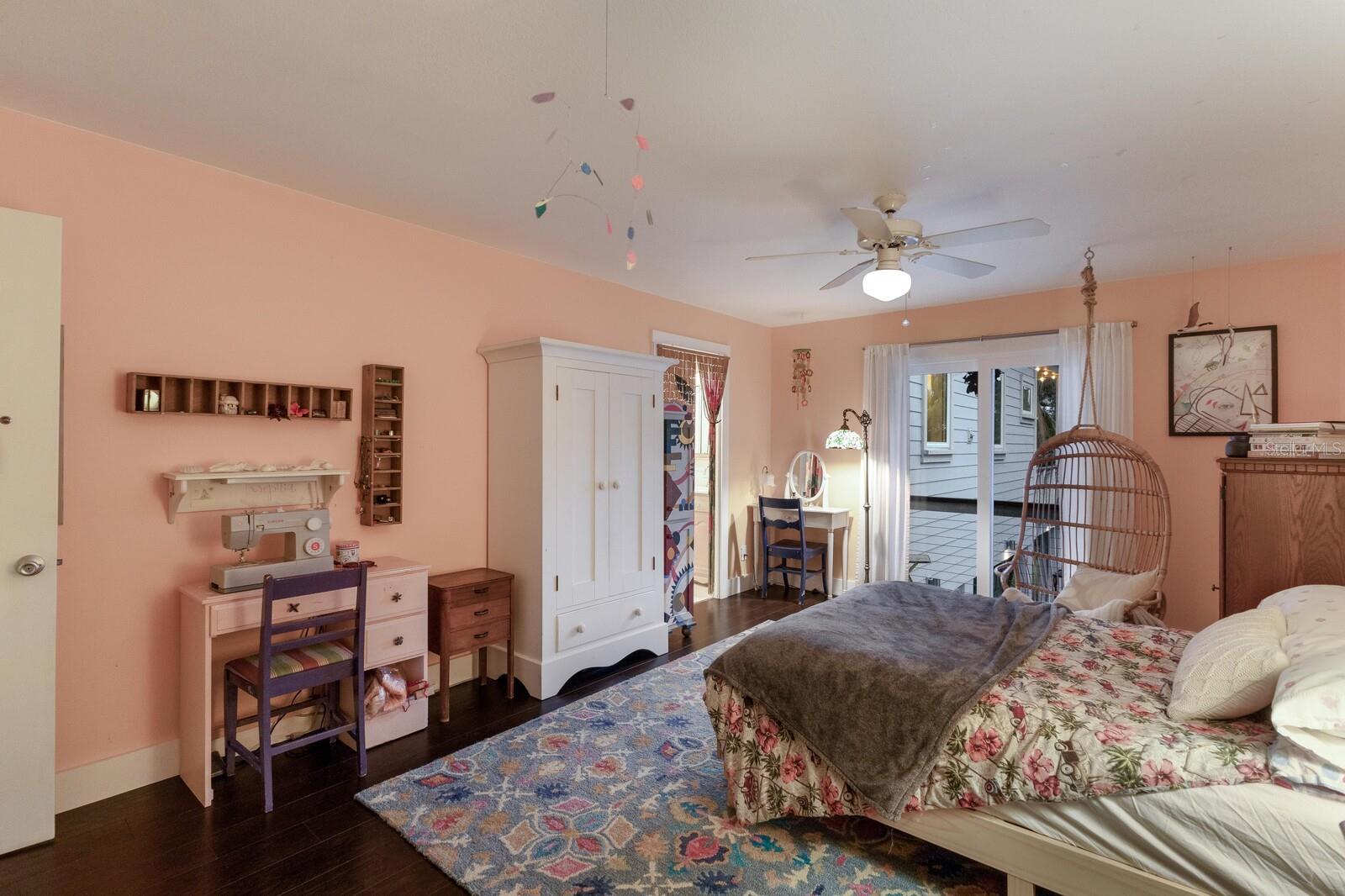 543 HILLCREST DR, BRADENTON, FL, 34209