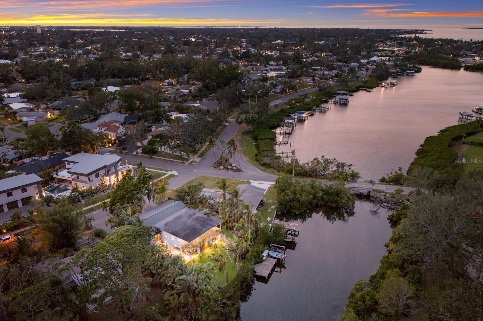 543 HILLCREST DR, BRADENTON, FL, 34209