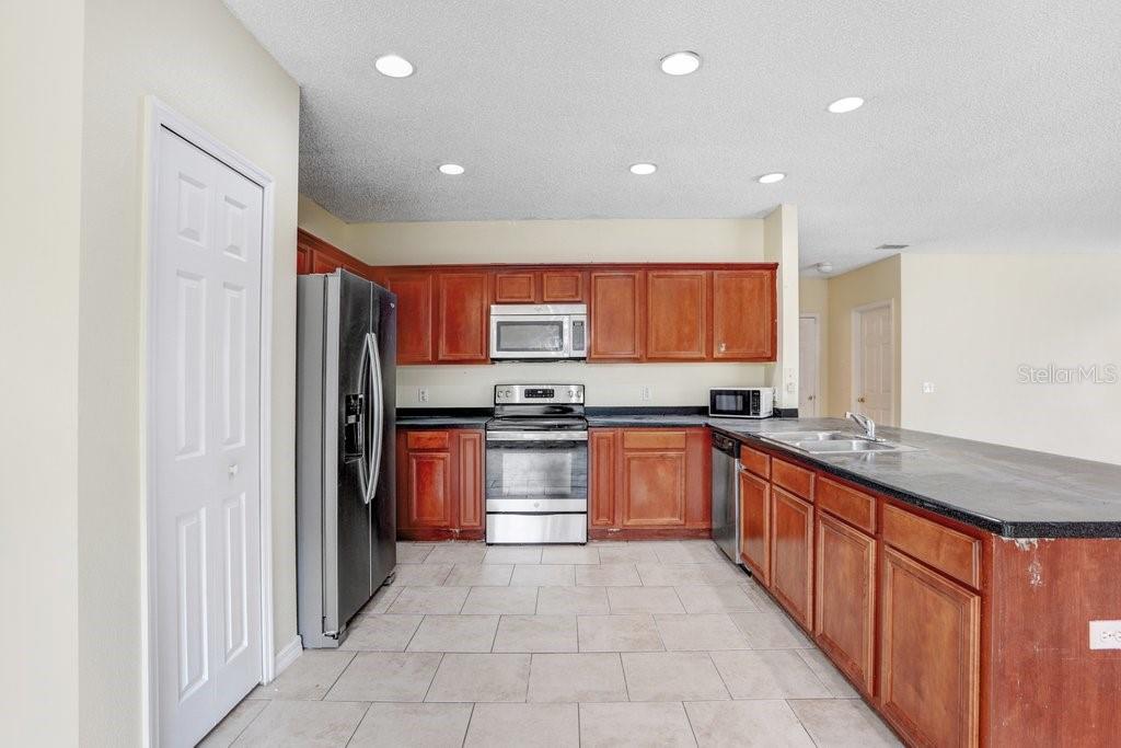 717 FULMAR CT, KISSIMMEE, FL, 34759