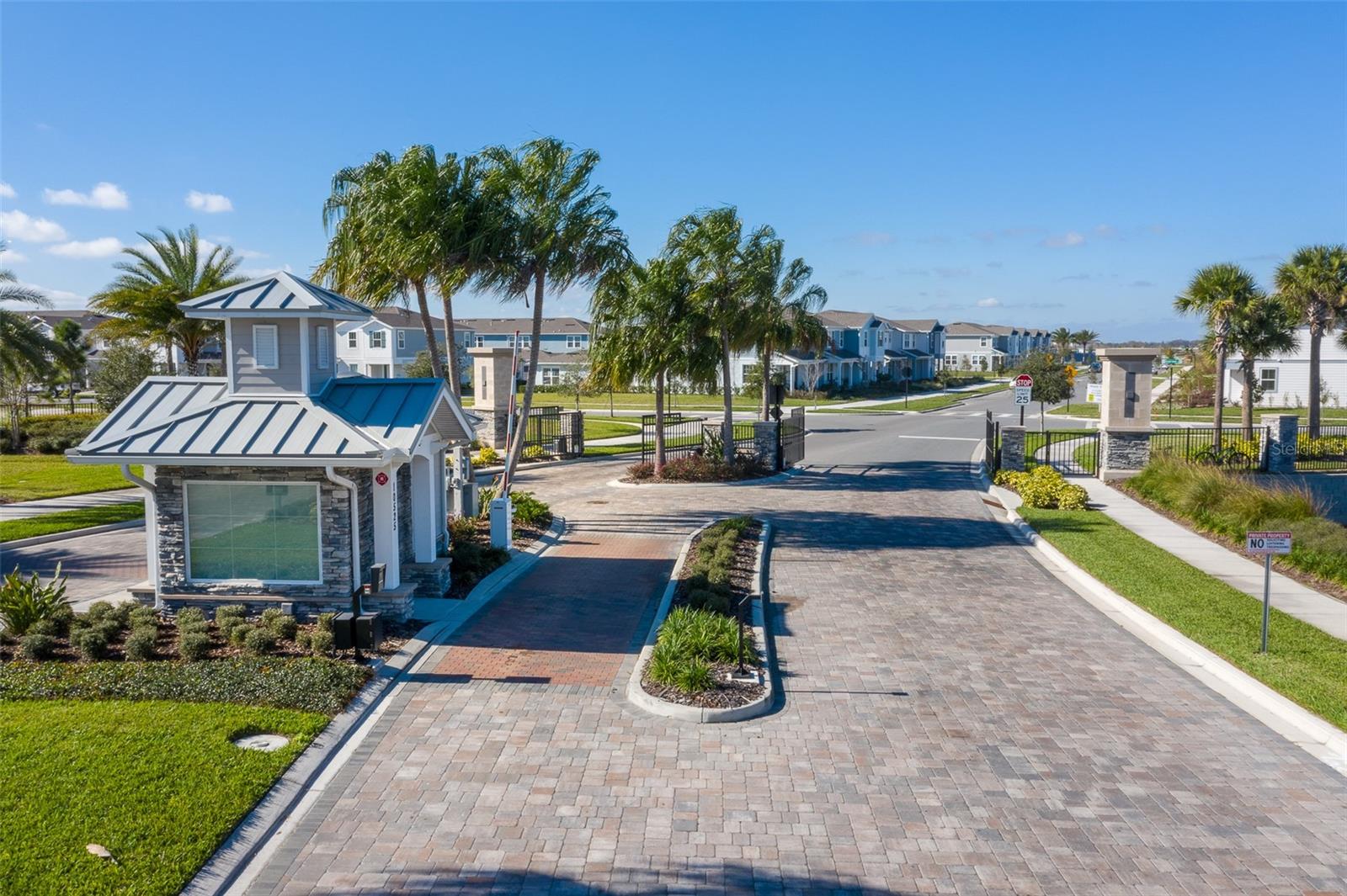 10425 FOLLY BEACH RD, ORLANDO, FL, 32827