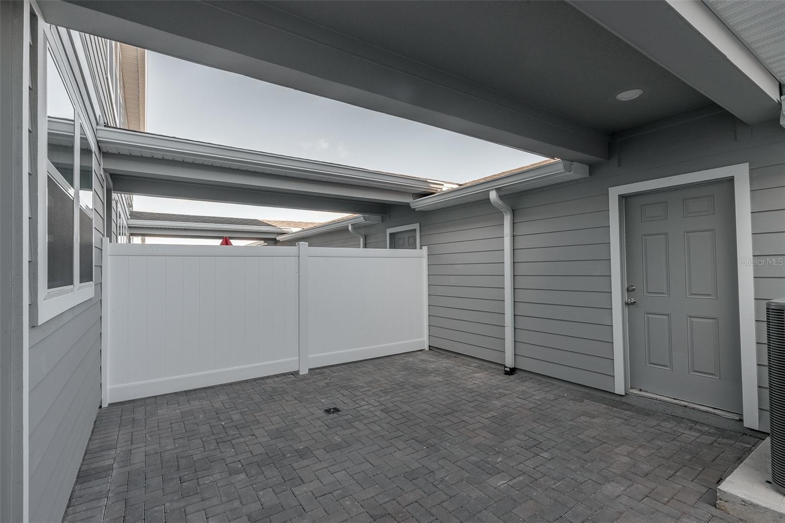 10425 FOLLY BEACH RD, ORLANDO, FL, 32827