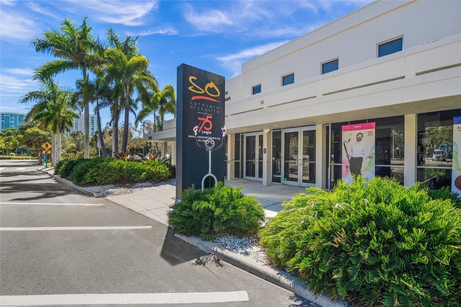 72 N SCHOOL AVE, SARASOTA, FL, 34237