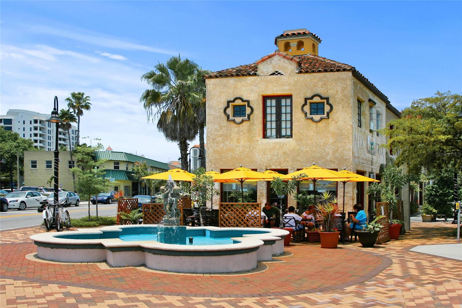 72 N SCHOOL AVE, SARASOTA, FL, 34237