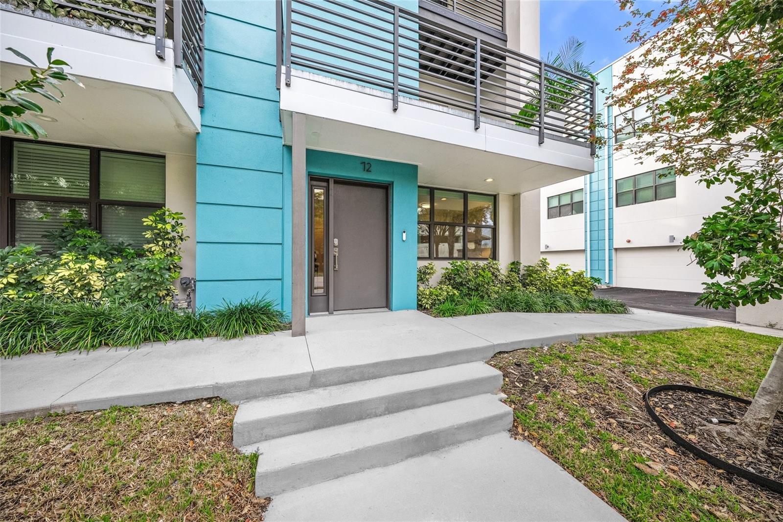 72 N SCHOOL AVE, SARASOTA, FL, 34237