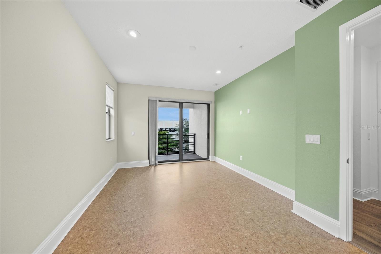 72 N SCHOOL AVE, SARASOTA, FL, 34237