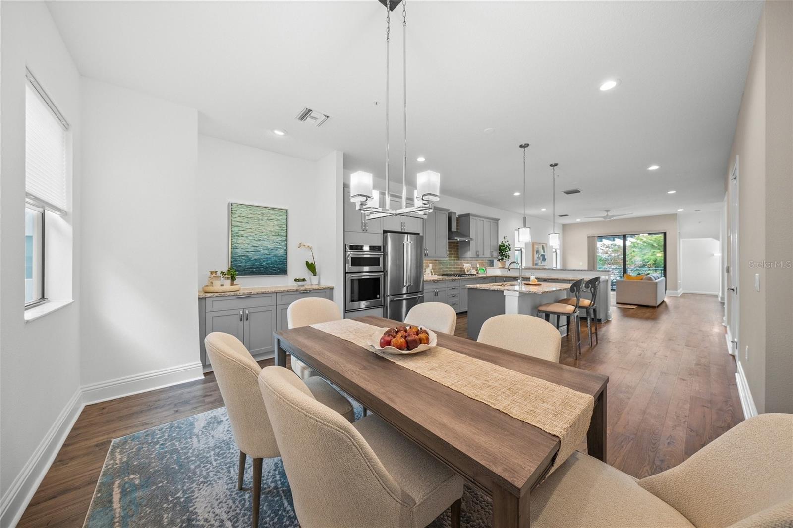 72 N SCHOOL AVE, SARASOTA, FL, 34237