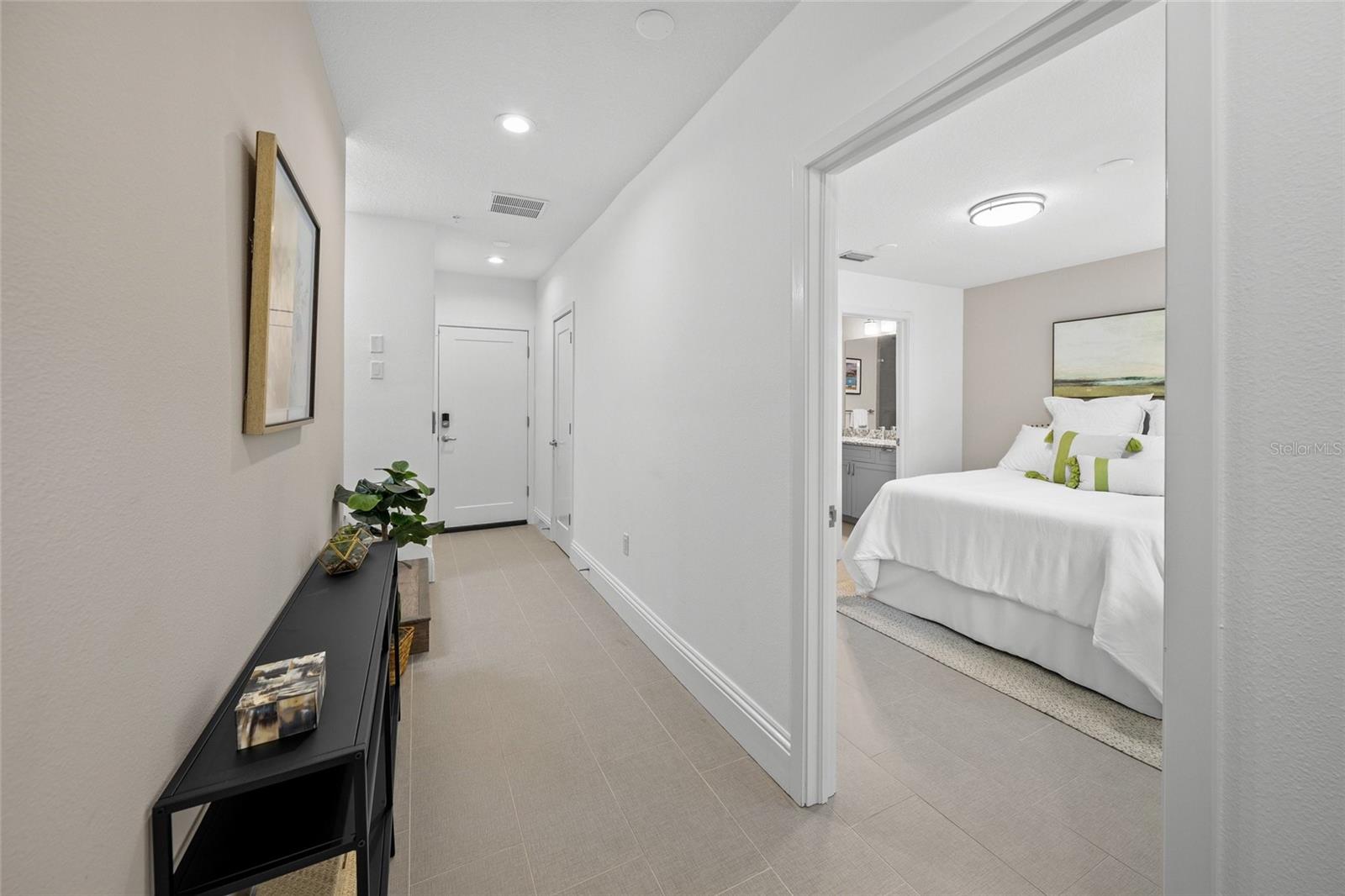 72 N SCHOOL AVE, SARASOTA, FL, 34237