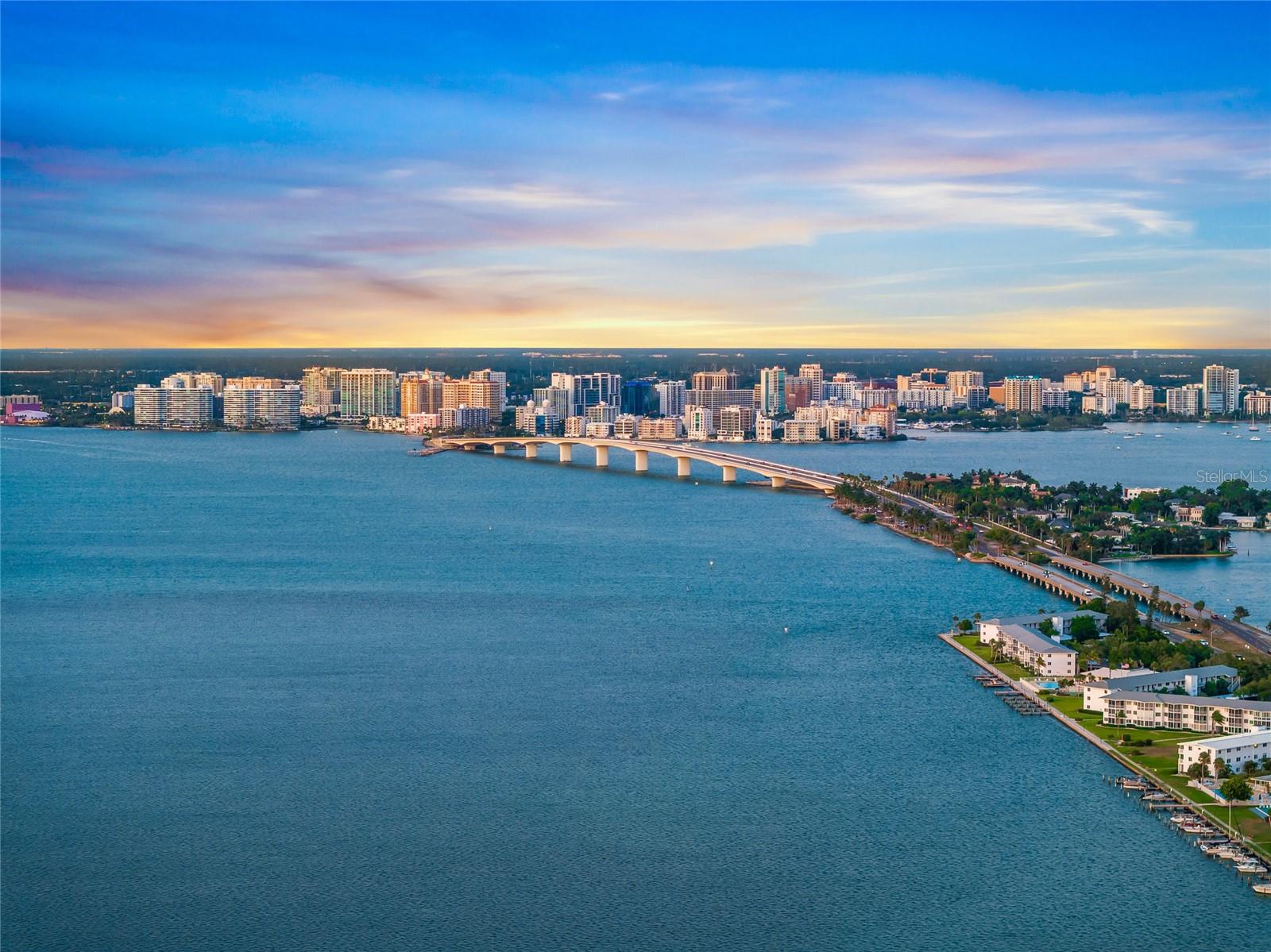 72 N SCHOOL AVE, SARASOTA, FL, 34237