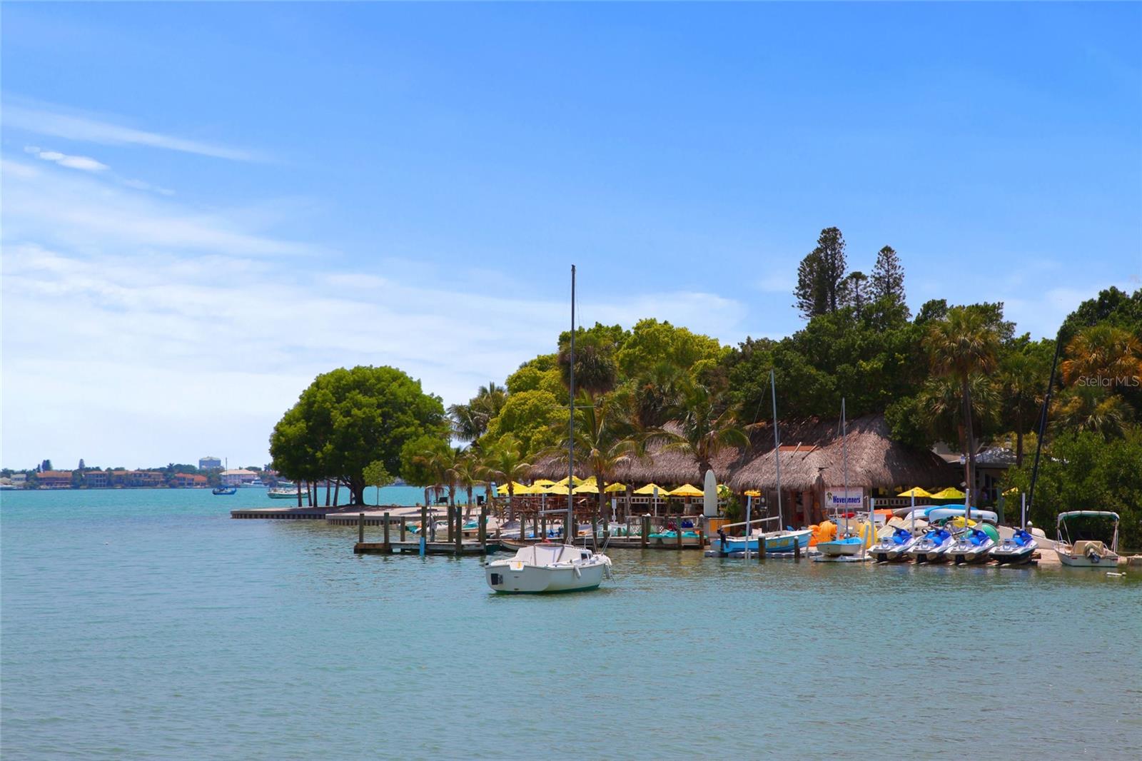 72 N SCHOOL AVE, SARASOTA, FL, 34237
