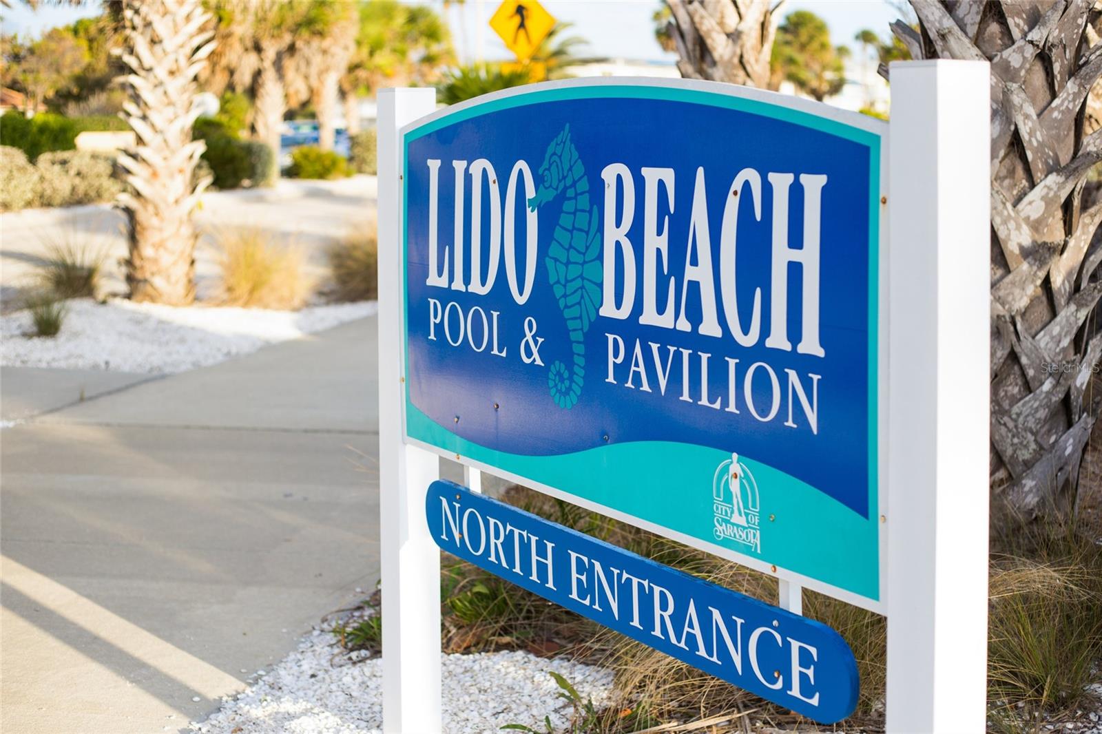 72 N SCHOOL AVE, SARASOTA, FL, 34237