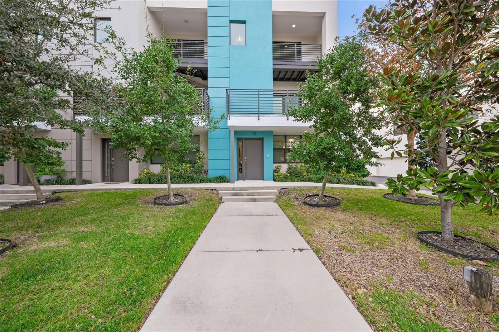 72 N SCHOOL AVE, SARASOTA, FL, 34237