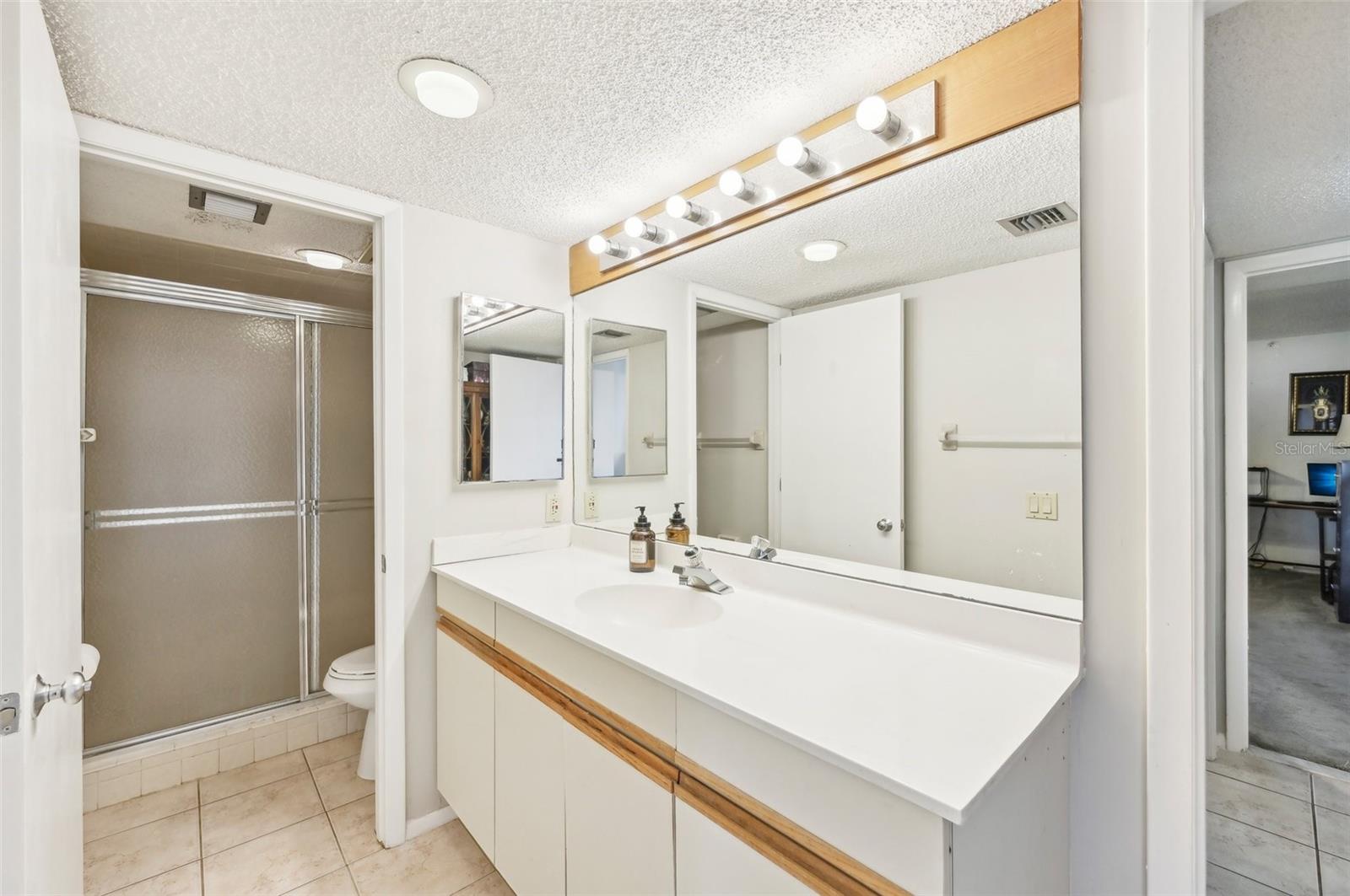 1050 RIVERSIDE DR #A201, PALMETTO, FL, 34221