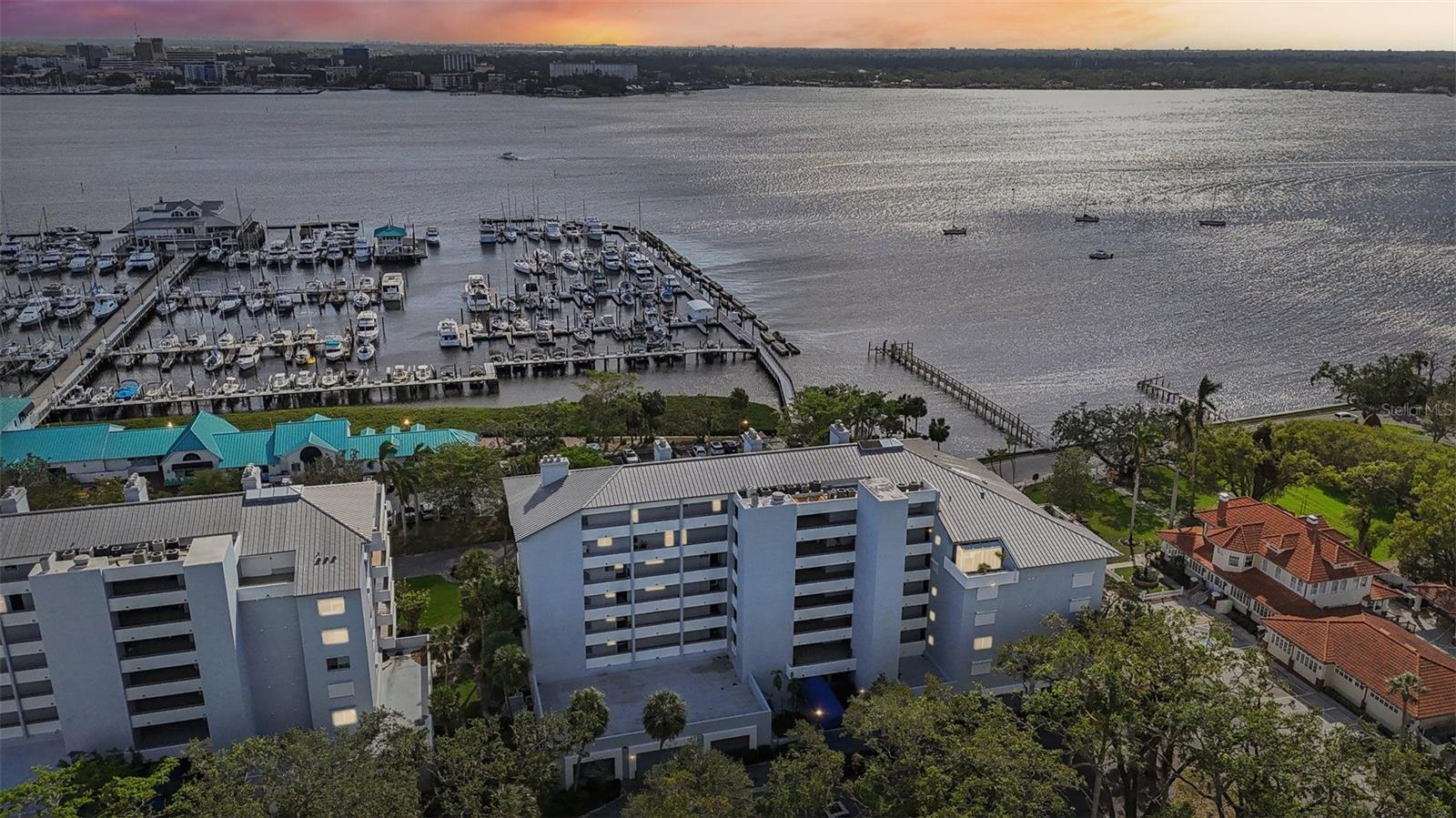 1050 RIVERSIDE DR #A201, PALMETTO, FL, 34221