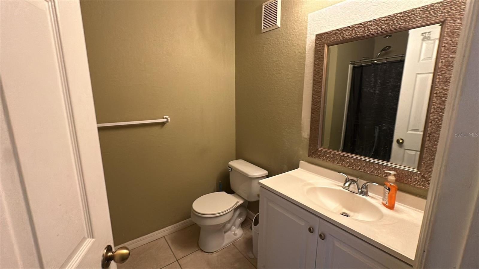 18001 RICHMOND PLACE DR #130, TAMPA, FL, 33647