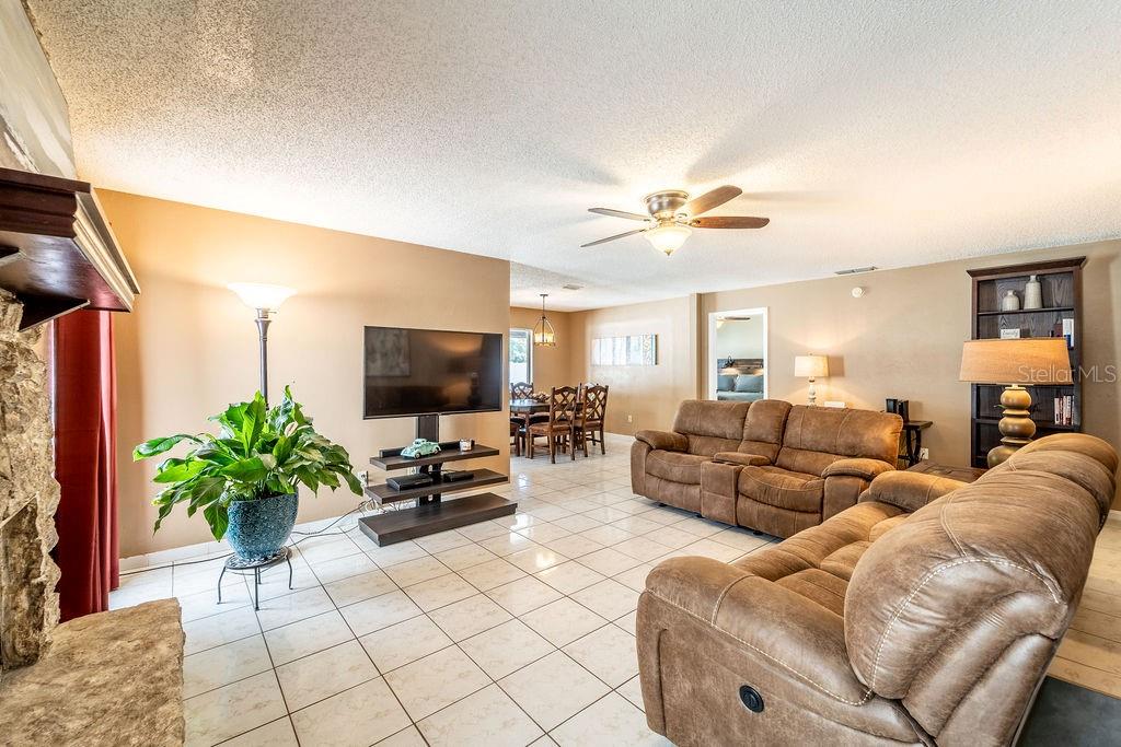 1413 LA PALOMA CIR, WINTER SPRINGS, FL, 32708