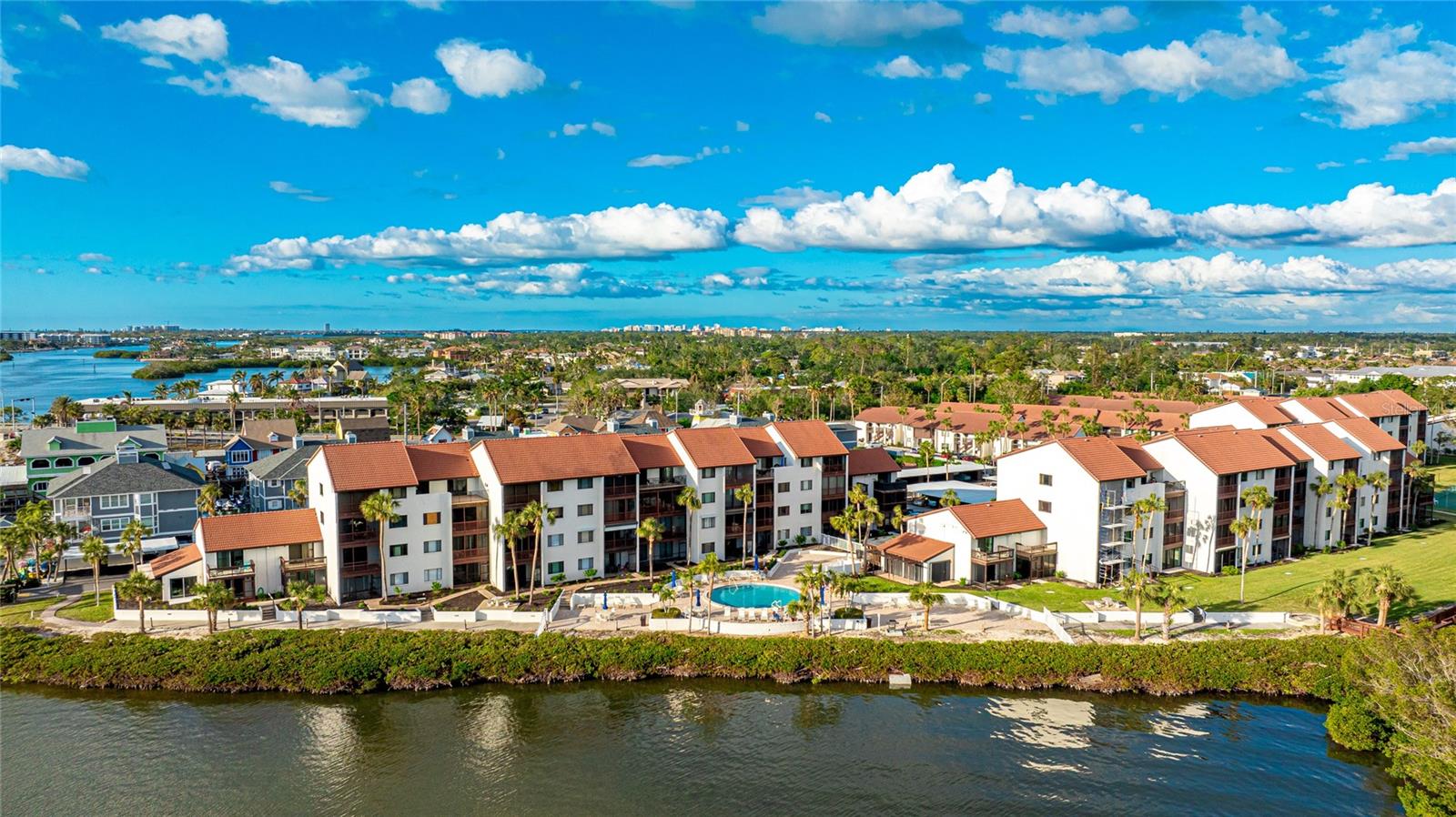 1608 STICKNEY POINT RD #1608-102, SARASOTA, FL, 34231