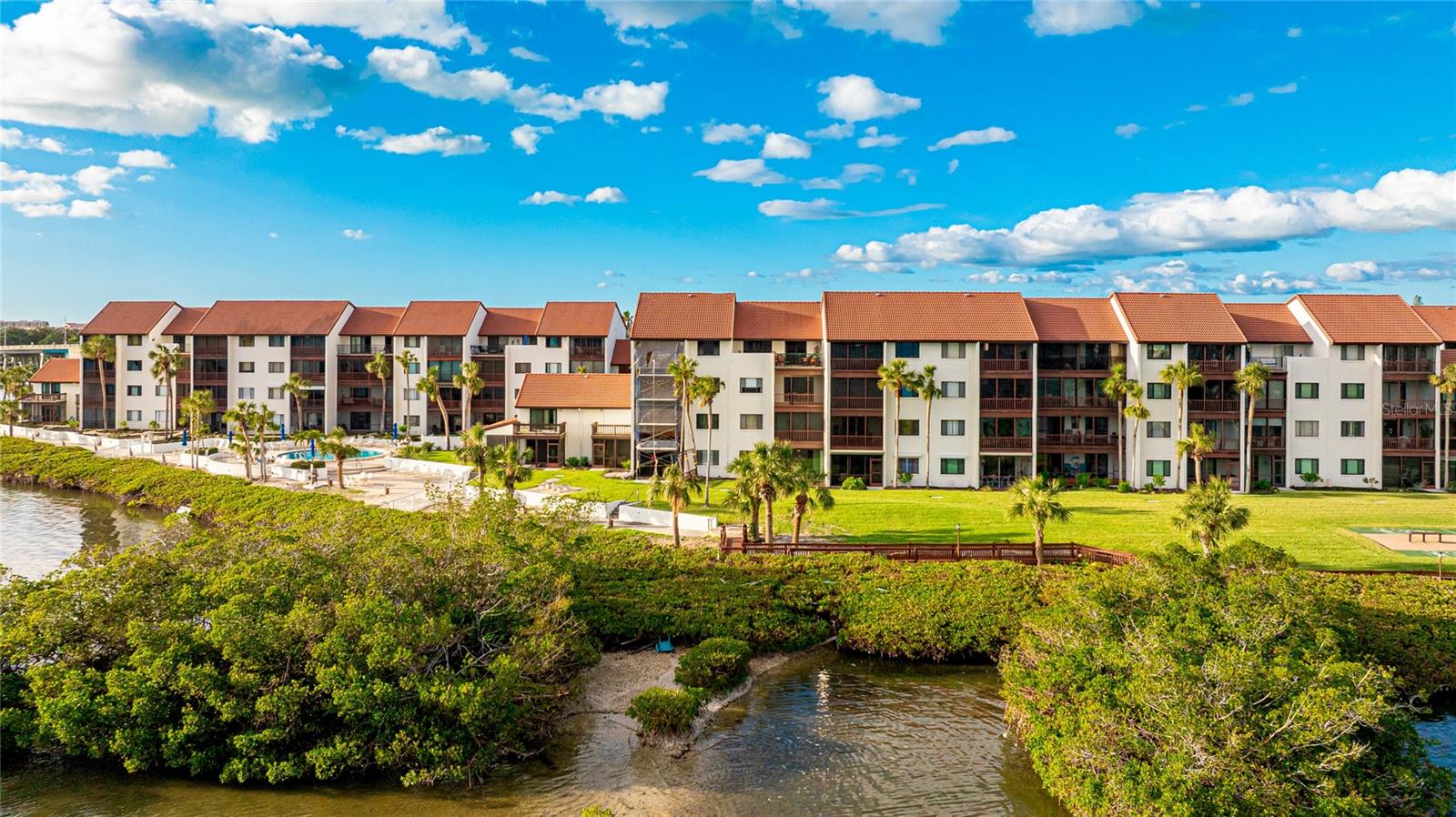 1608 STICKNEY POINT RD #1608-102, SARASOTA, FL, 34231