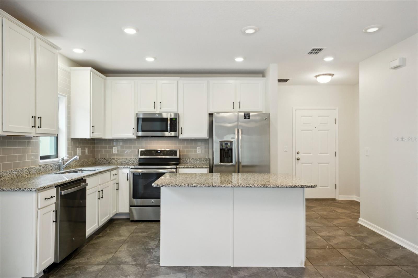 10509 MASSIMO DR, WIMAUMA, FL, 33598