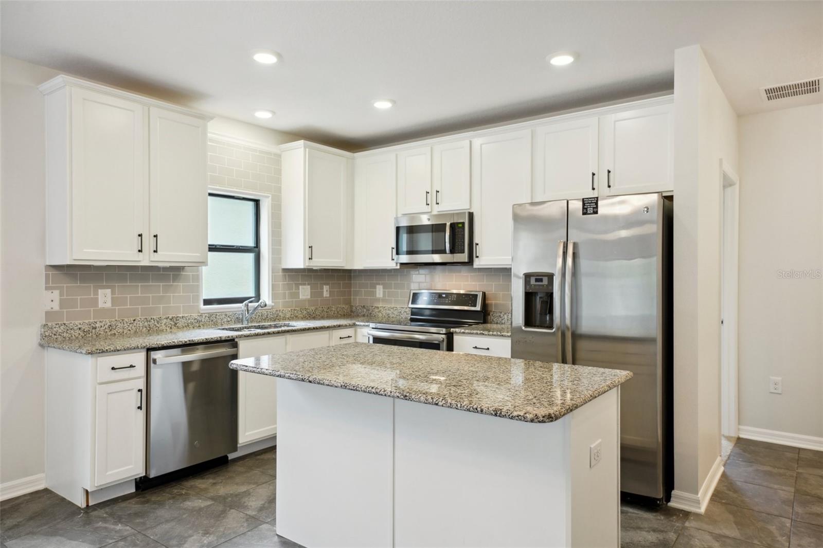 10509 MASSIMO DR, WIMAUMA, FL, 33598