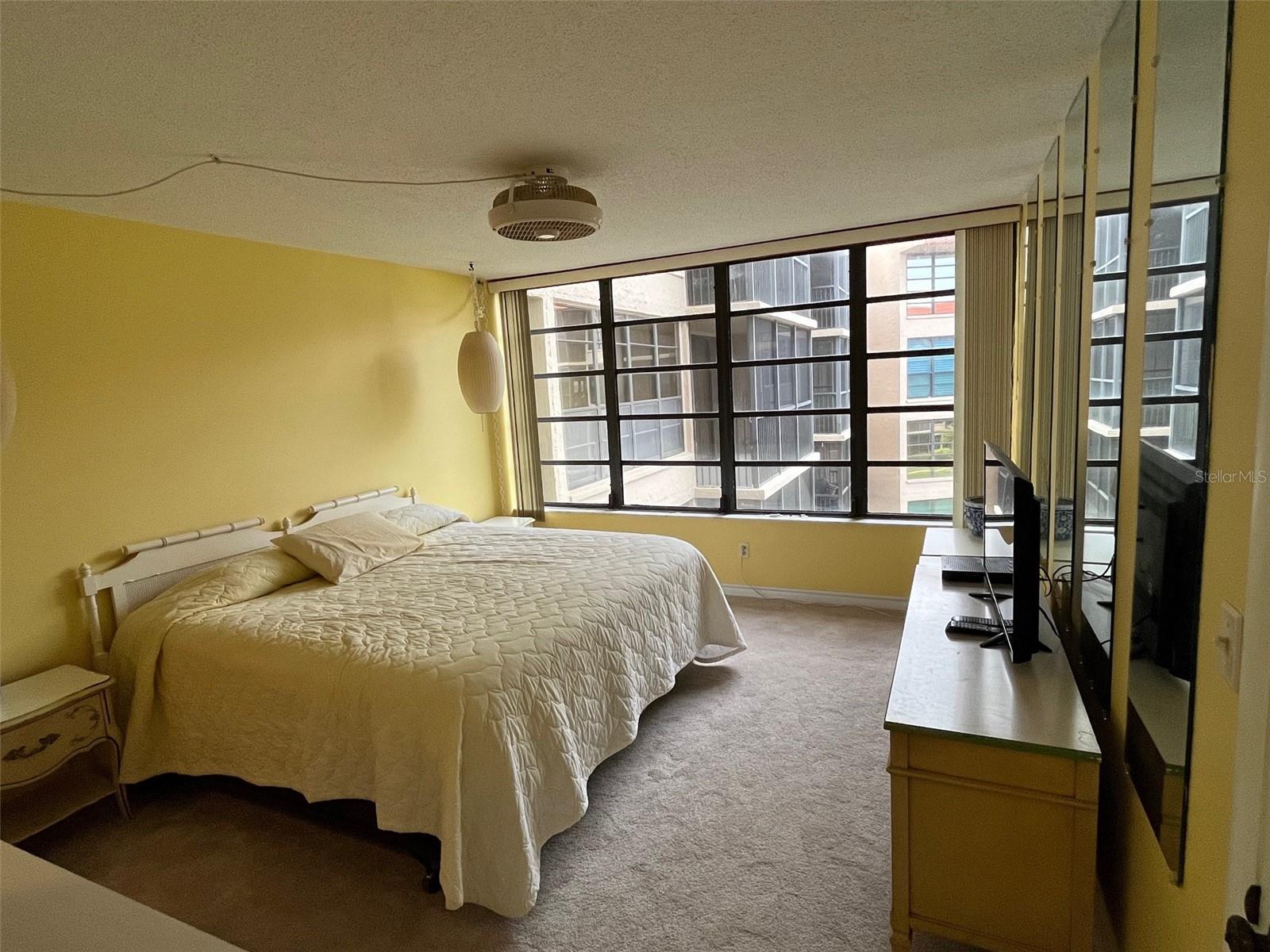 17580 GULF BLVD #320, REDINGTON SHORES, FL, 33708