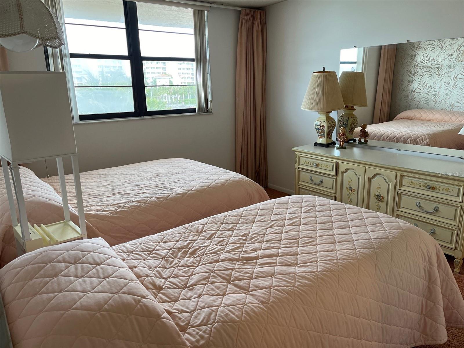 17580 GULF BLVD #320, REDINGTON SHORES, FL, 33708