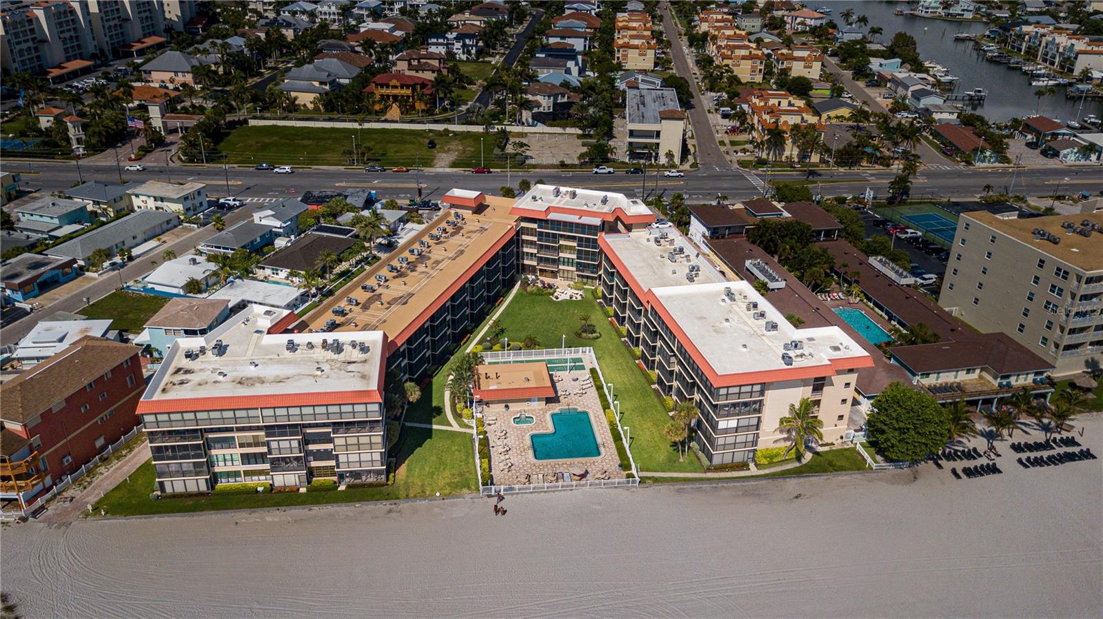 17580 GULF BLVD #320, REDINGTON SHORES, FL, 33708