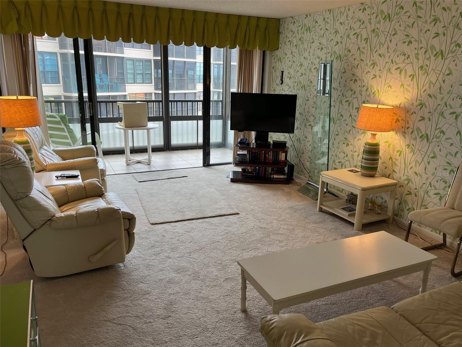 17580 GULF BLVD #320, REDINGTON SHORES, FL, 33708
