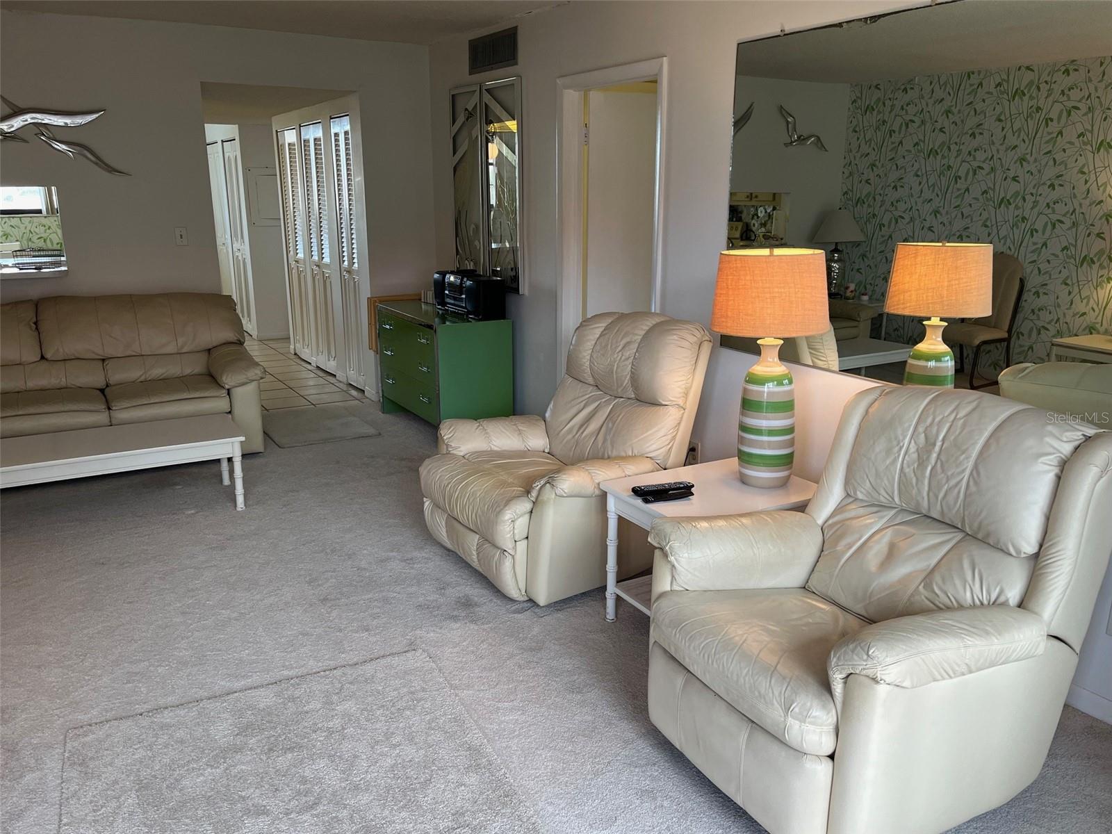 17580 GULF BLVD #320, REDINGTON SHORES, FL, 33708