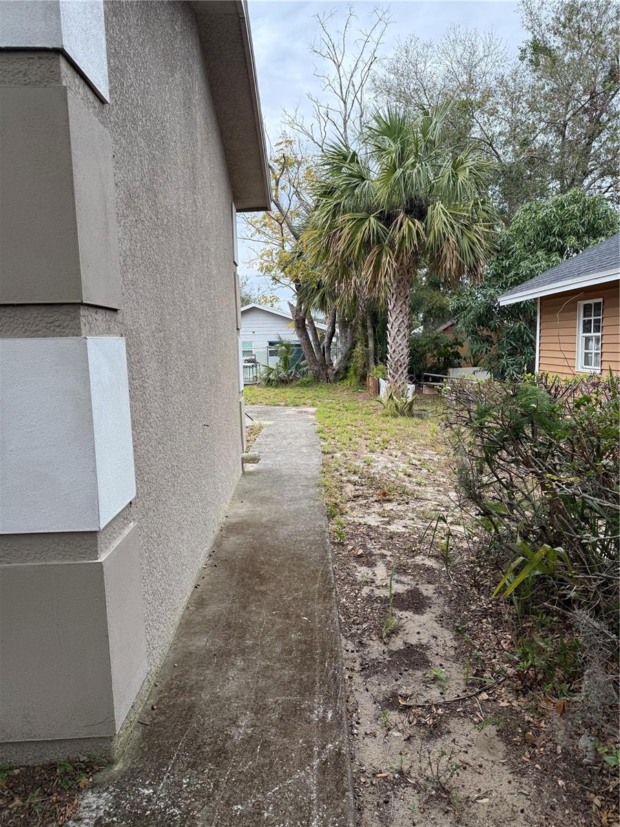 704 N 8TH ST, HAINES CITY, FL, 33844