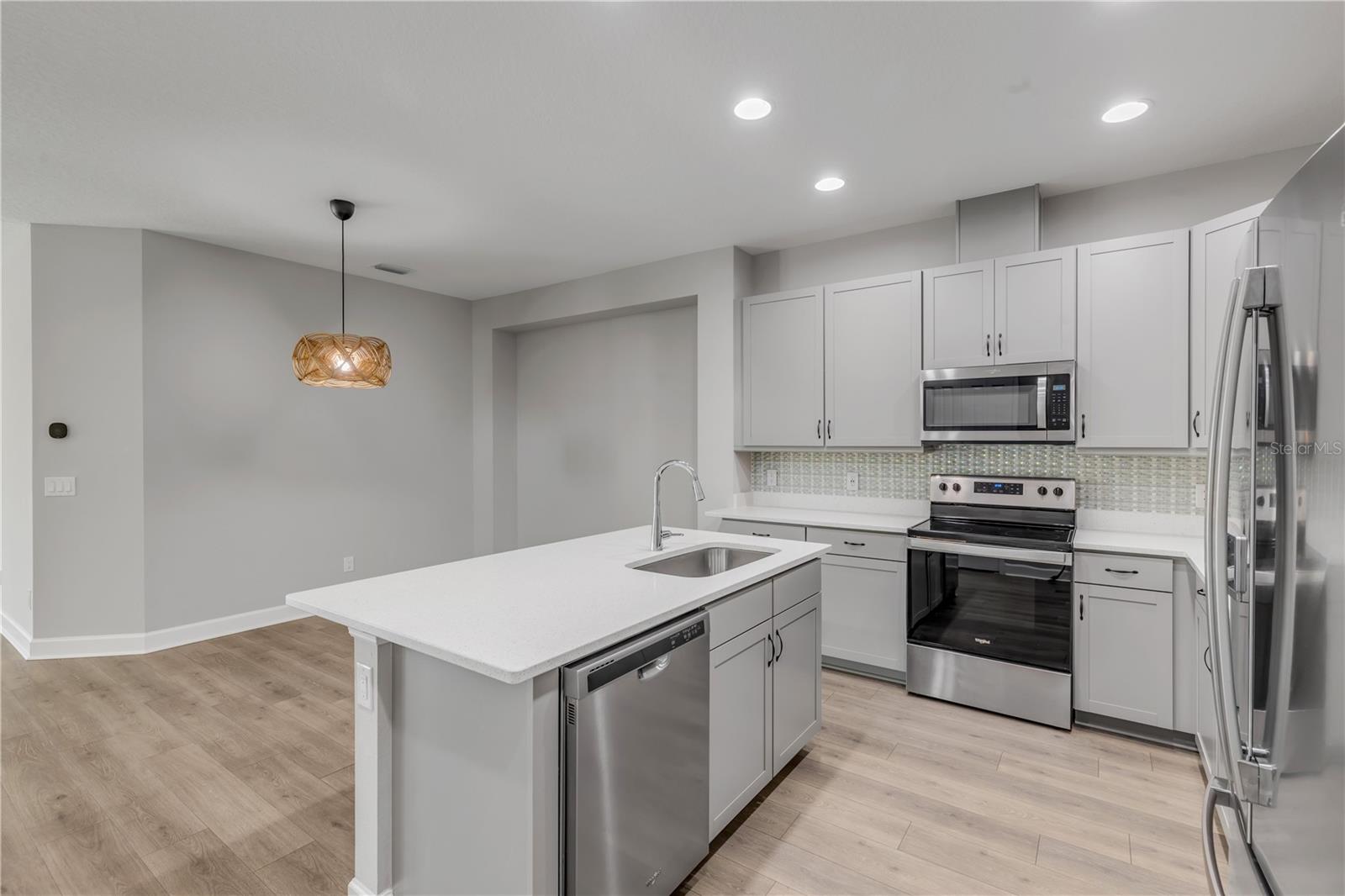 906 CORAL REEF WAY, DAYTONA BEACH, FL, 32124
