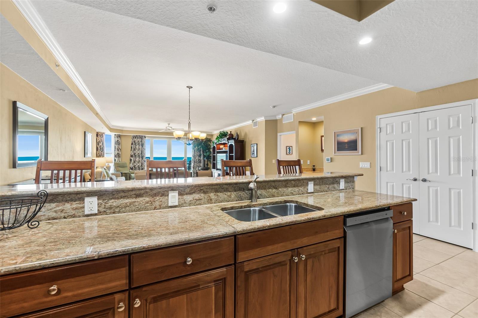 2403 S ATLANTIC AVE #404, DAYTONA BEACH SHORES, FL, 32118