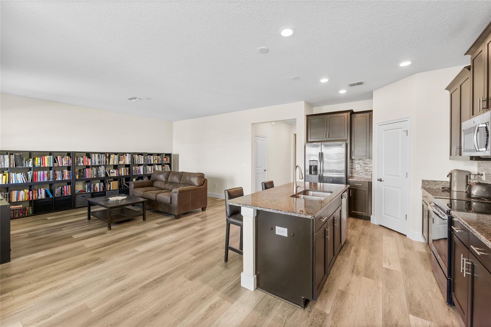 10060 PECAN HICKORY WAY, ORLANDO, FL, 32832