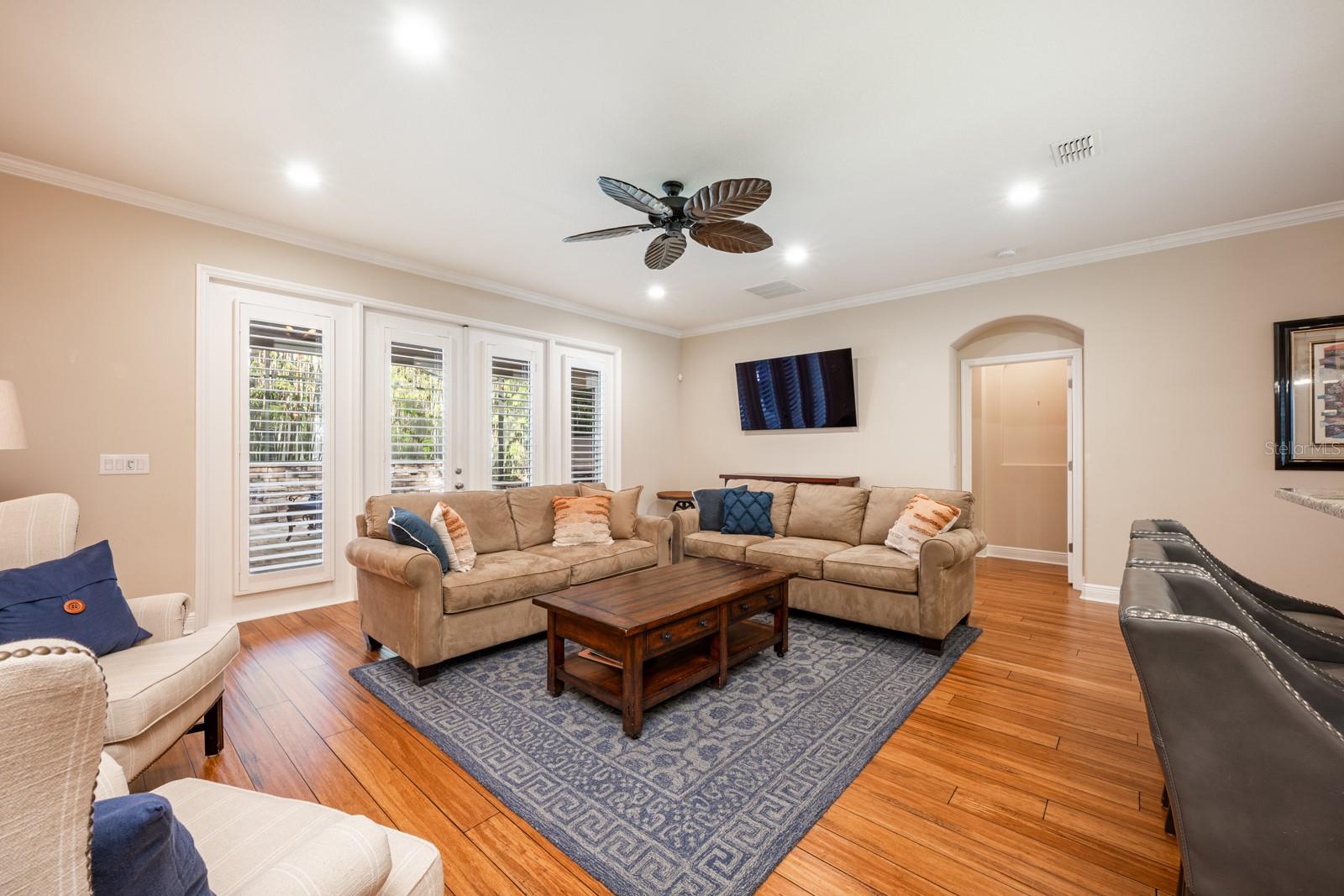 863 STRATHMORE DR, ORLANDO, FL, 32803