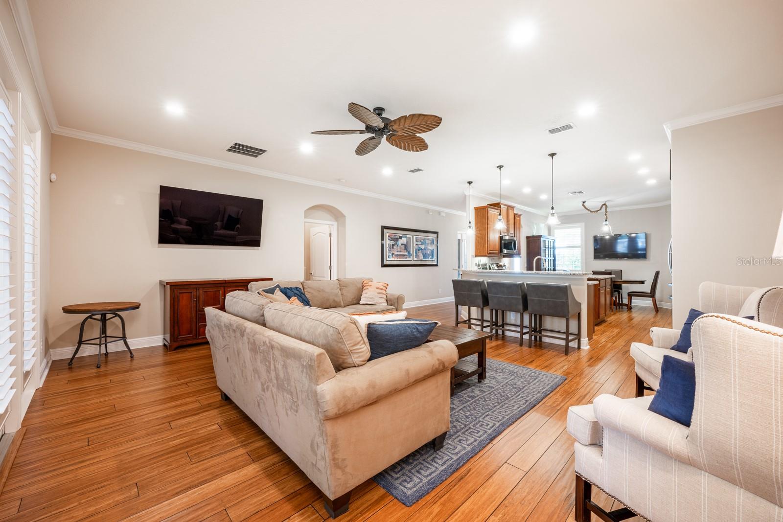 863 STRATHMORE DR, ORLANDO, FL, 32803