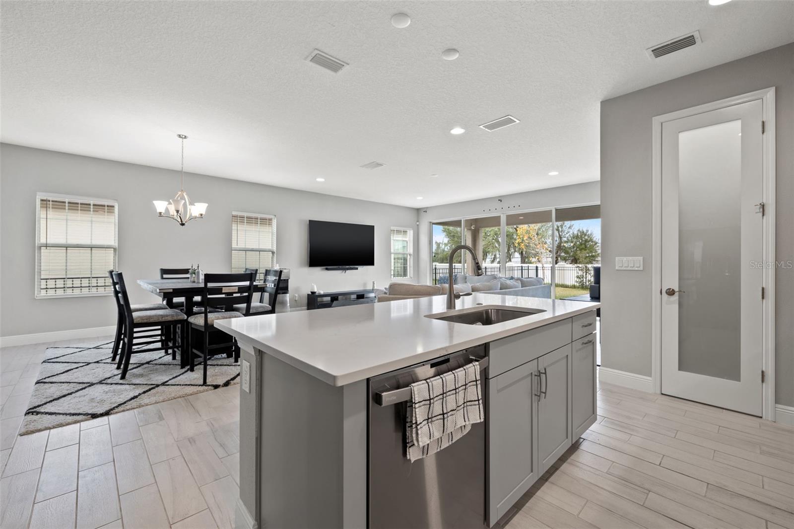 6314 ROADSTEAD CT, APOLLO BEACH, FL, 33572