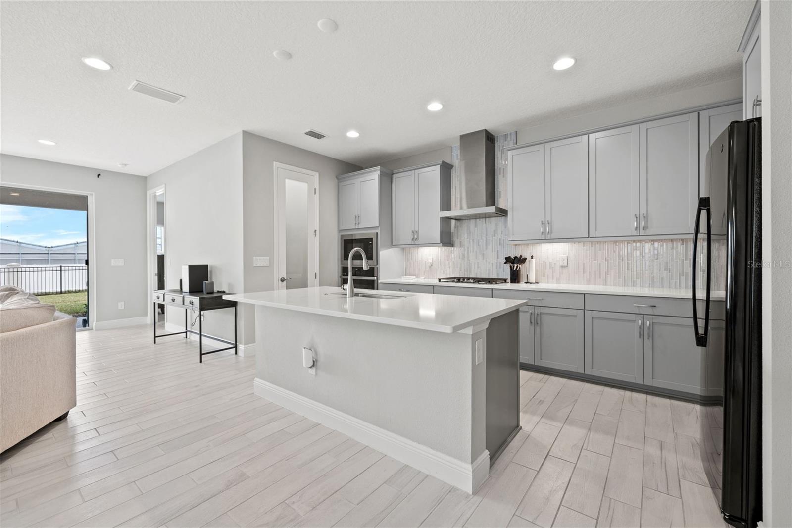 6314 ROADSTEAD CT, APOLLO BEACH, FL, 33572