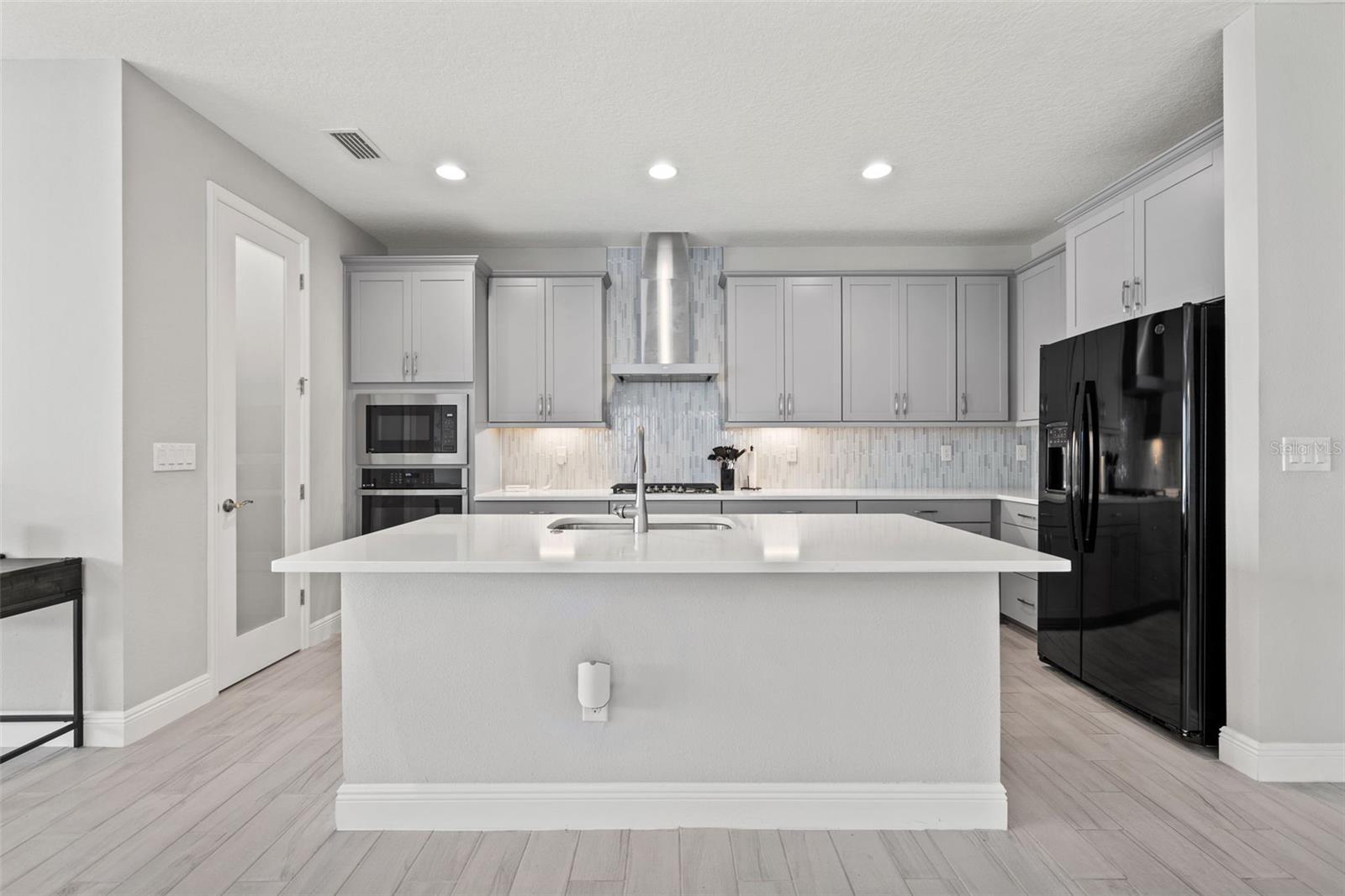 6314 ROADSTEAD CT, APOLLO BEACH, FL, 33572