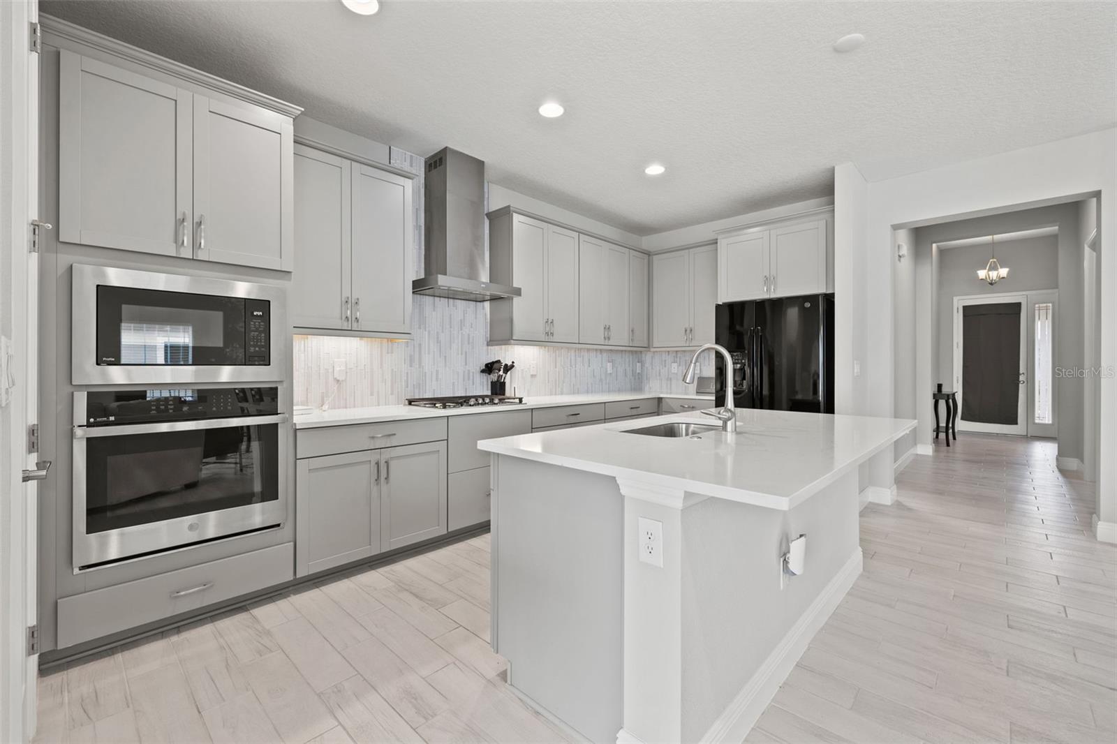 6314 ROADSTEAD CT, APOLLO BEACH, FL, 33572