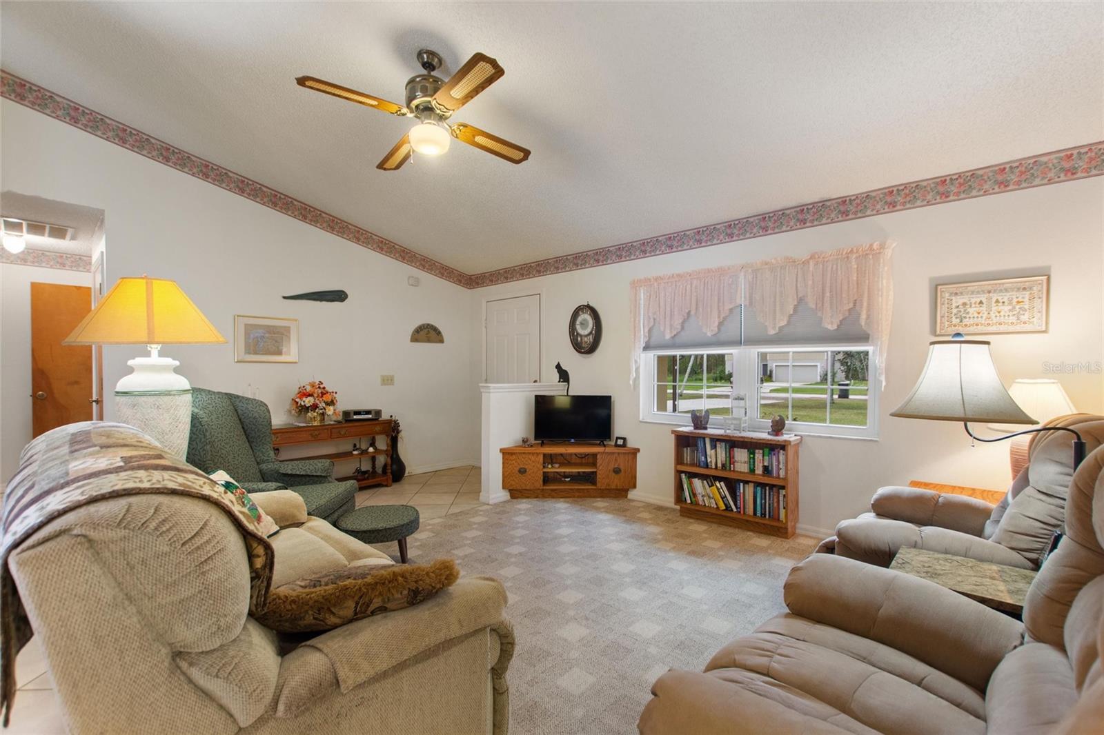 4680 POINCIANA DR, INDIAN LAKE ESTATES, FL, 33855