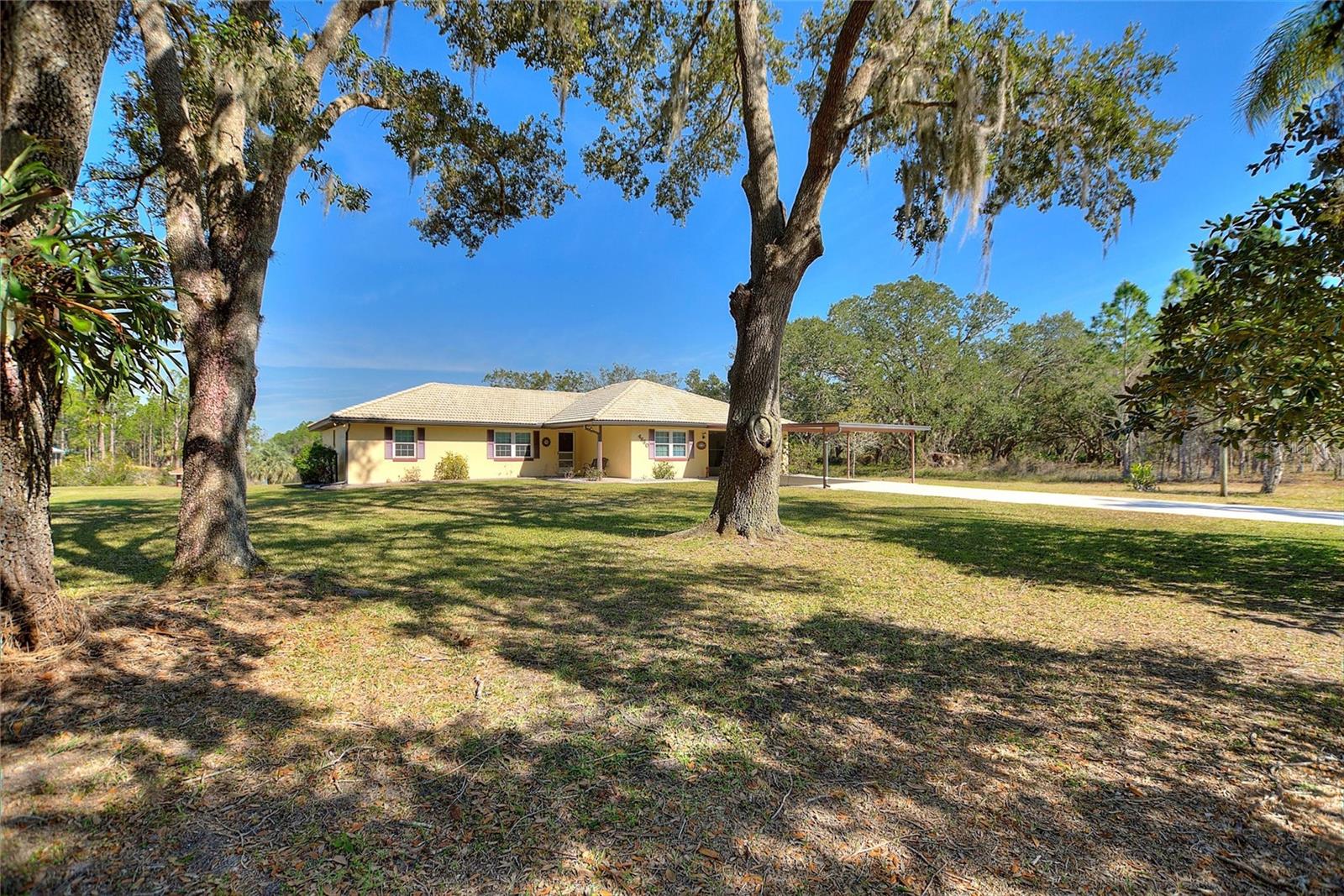 4680 POINCIANA DR, INDIAN LAKE ESTATES, FL, 33855