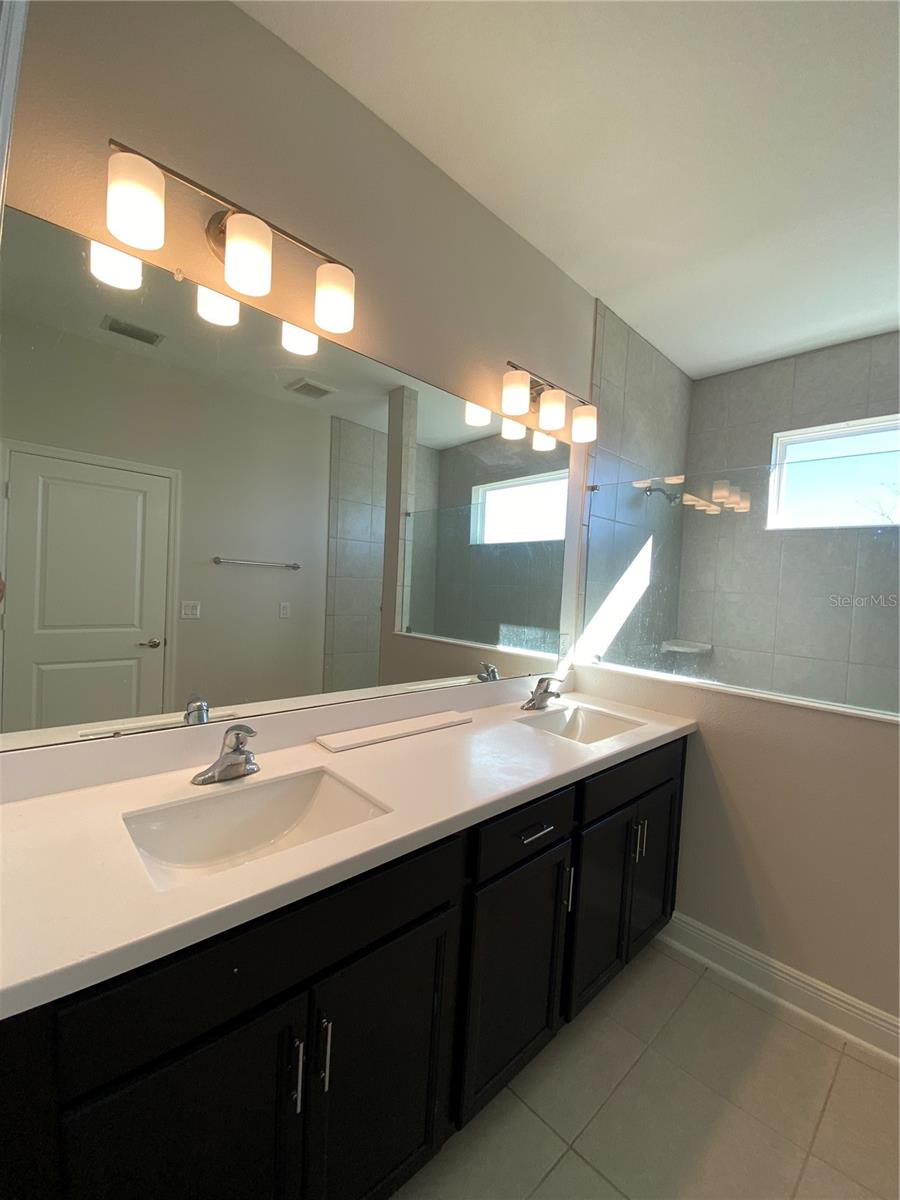 34273 RADLEY WAY, WESLEY CHAPEL, FL, 33545
