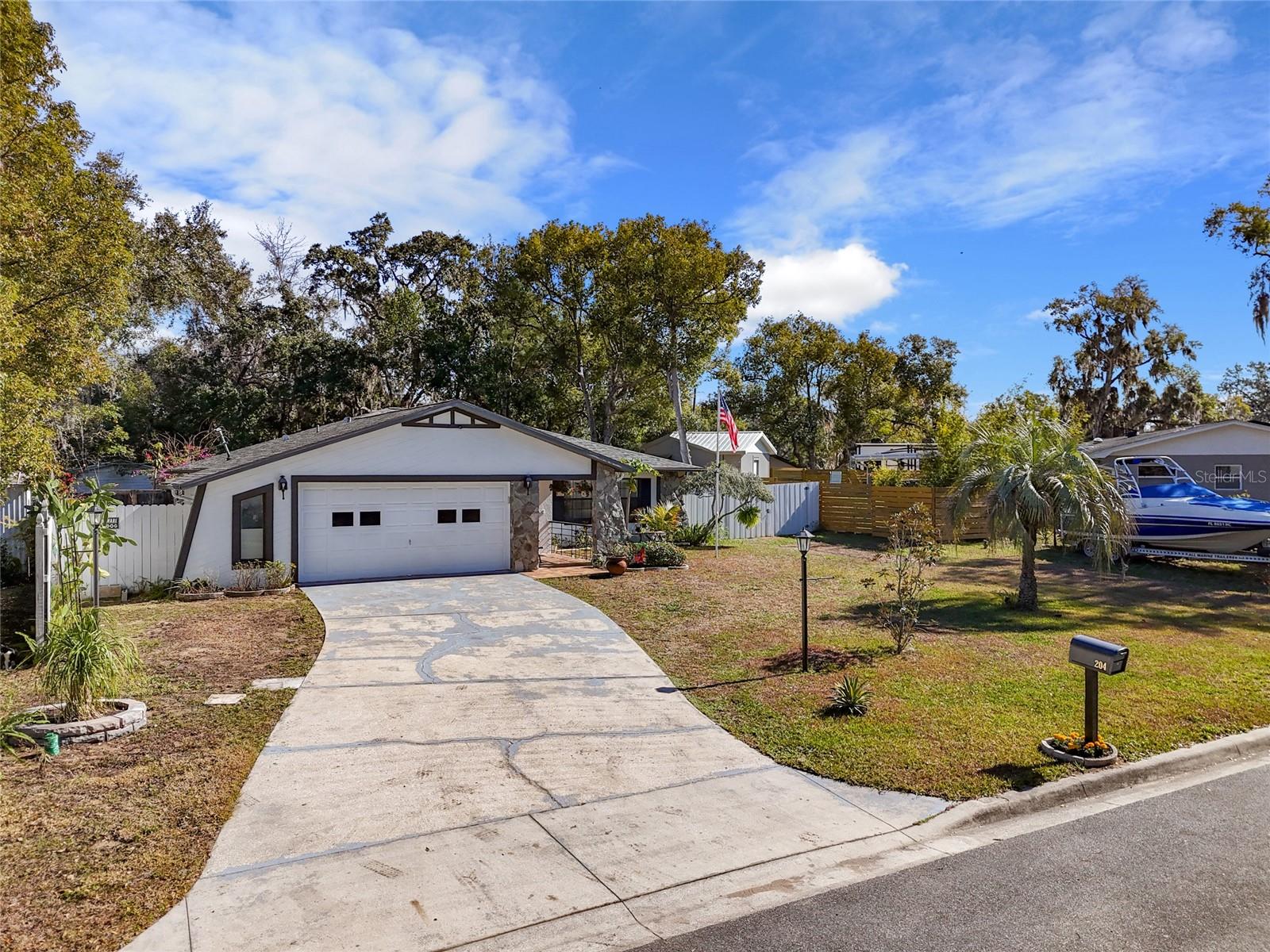 204 TROUT AVE, INVERNESS, FL, 34450