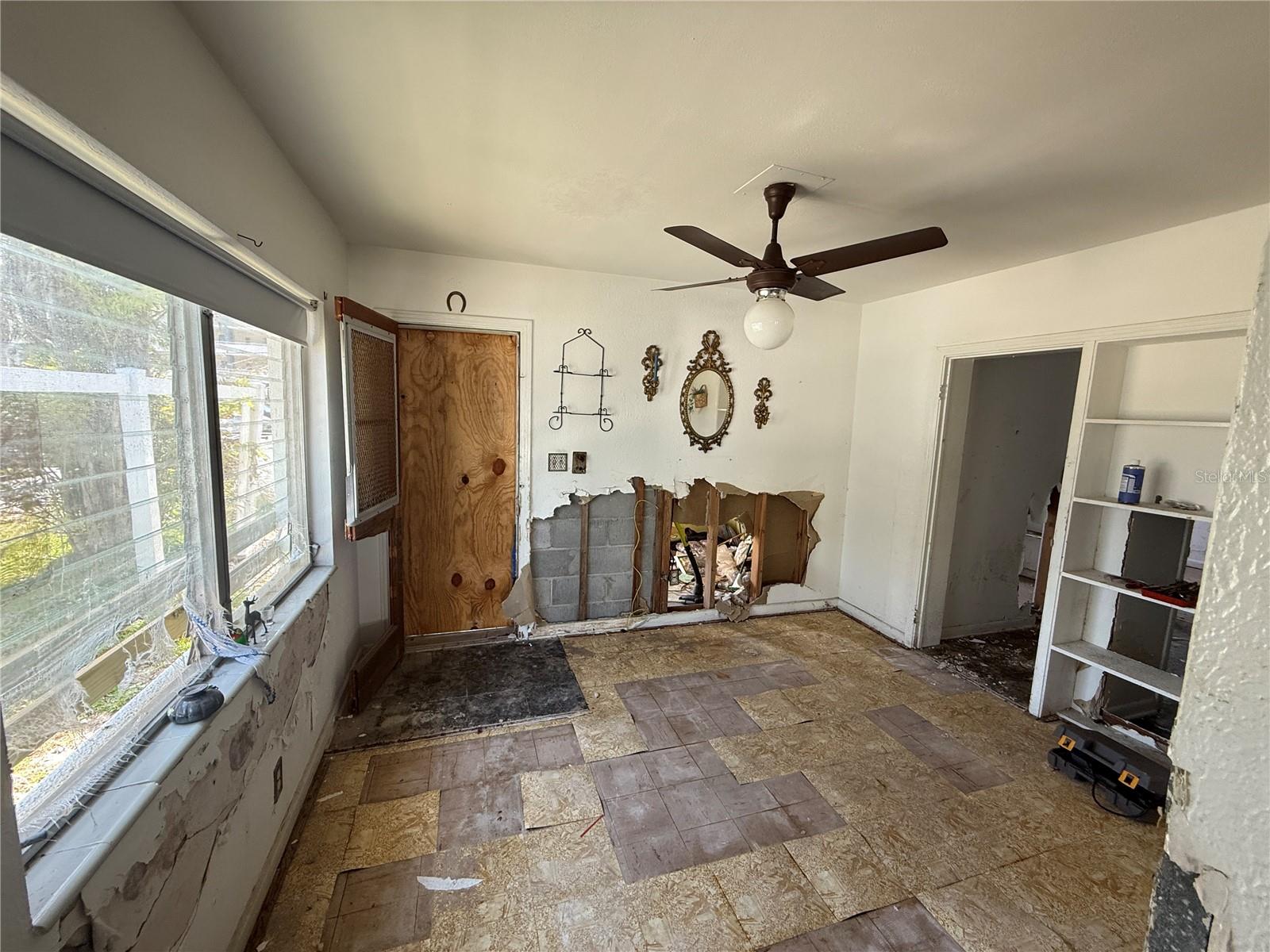 14236 PALM ST, MADEIRA BEACH, FL, 33708