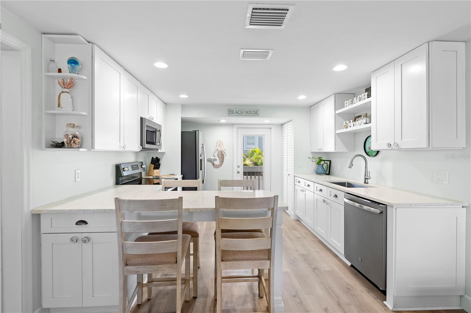 830 GARFISH AVE, NEW SMYRNA BEACH, FL, 32169