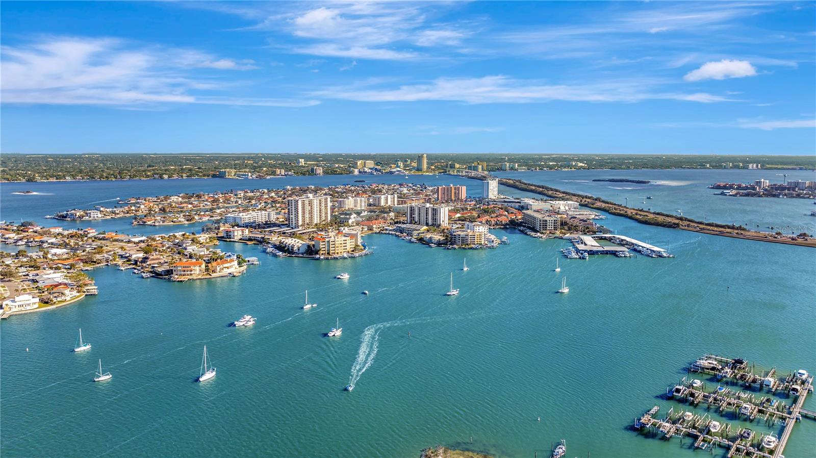 400 ISLAND WAY #1404, CLEARWATER BEACH, FL, 33767